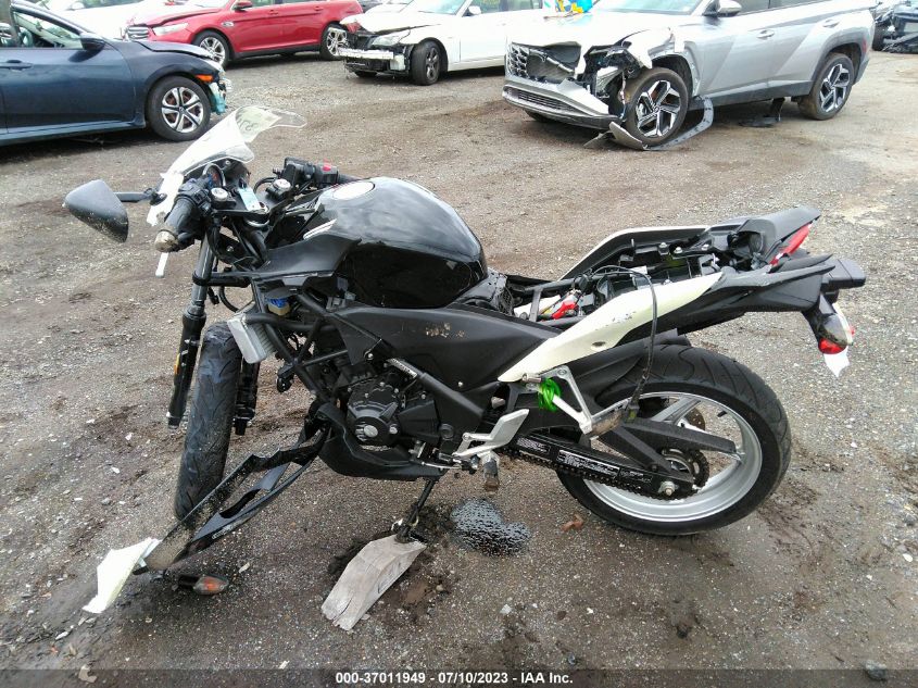 2012 HONDA CBR250 R MLHMC4106C5203042
