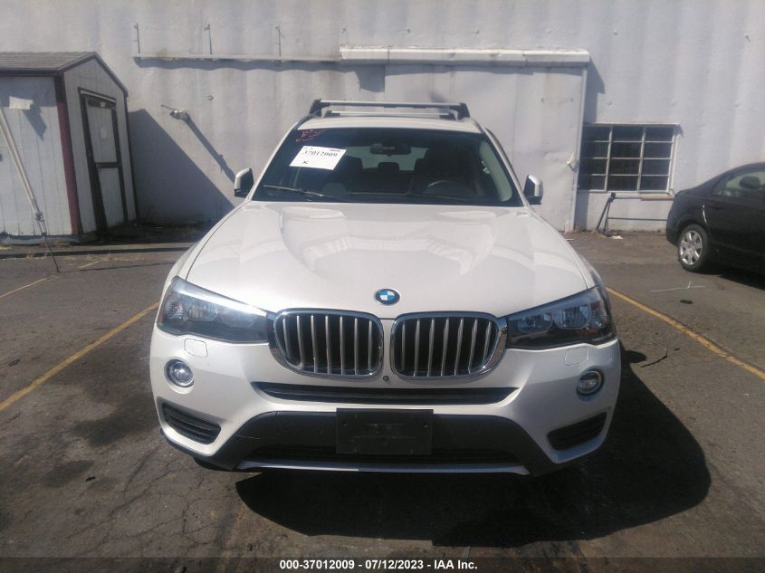 2015 BMW X3 XDRIVE28I - 5UXWX9C5XF0D50389