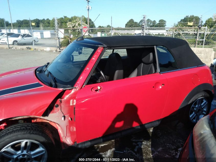 2013 MINI CONVERTIBLE COOPER WMWZN3C58DT568225
