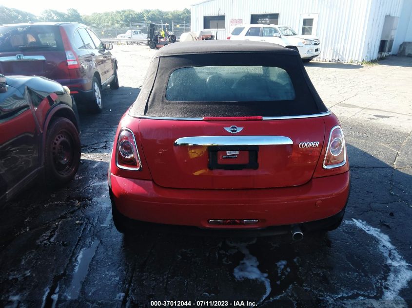 2013 MINI CONVERTIBLE COOPER WMWZN3C58DT568225