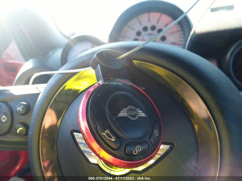 2013 MINI CONVERTIBLE COOPER WMWZN3C58DT568225