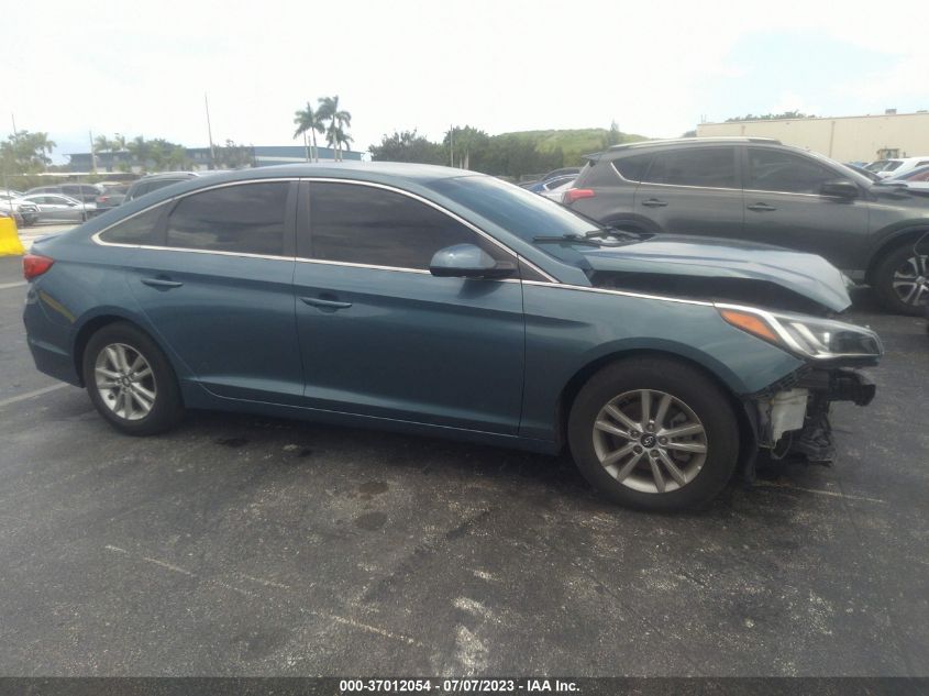 2017 HYUNDAI SONATA SE - 5NPE24AF1HH477447