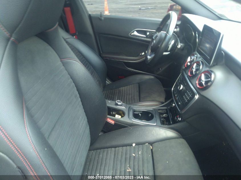 2016 MERCEDES-BENZ CLA CLA 250 - WDDSJ4EB7GN389519