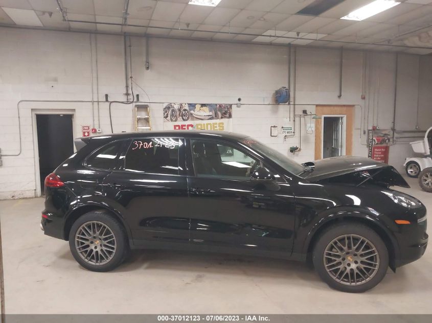 2017 PORSCHE CAYENNE - WP1AA2A24HKA82911