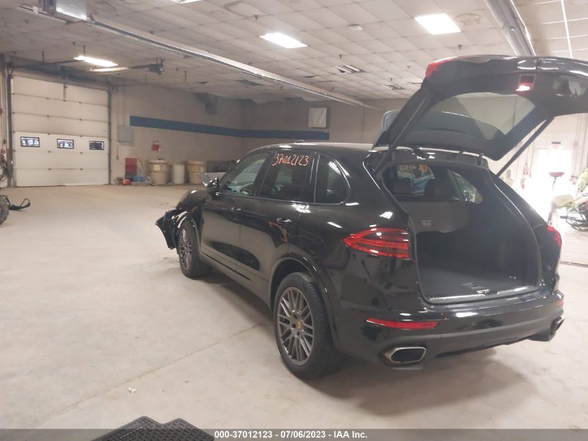 2017 PORSCHE CAYENNE - WP1AA2A24HKA82911