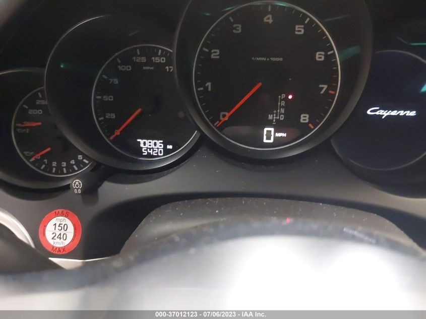 2017 PORSCHE CAYENNE - WP1AA2A24HKA82911