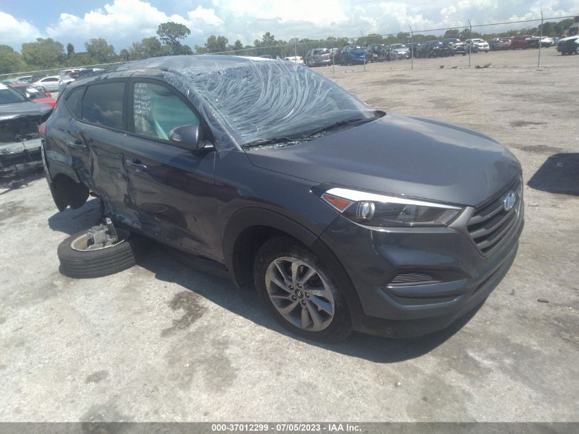 2017 HYUNDAI TUCSON SE - KM8J23A42HU566145