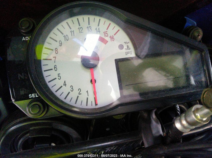 2002 SUZUKI GSX-R600 - JS1GN7BA822105367
