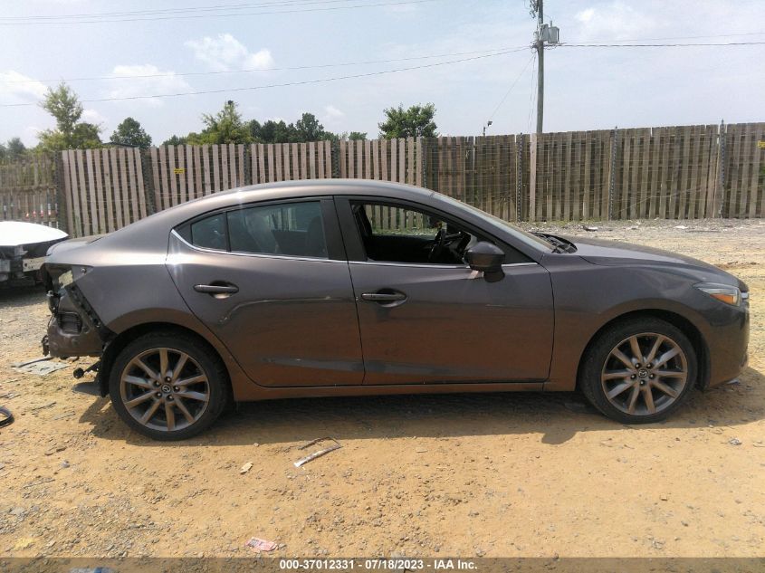 2018 MAZDA MAZDA3 4-DOOR TOURING 3MZBN1V33JM158928