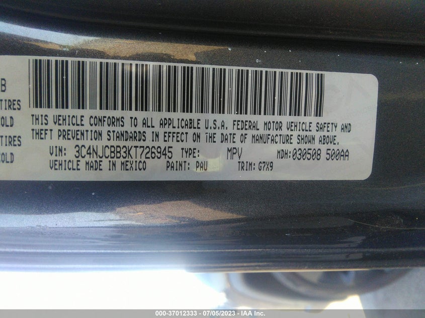 VIN 3C4NJCBB3KT726945 2019 JEEP COMPASS ALTITUDE