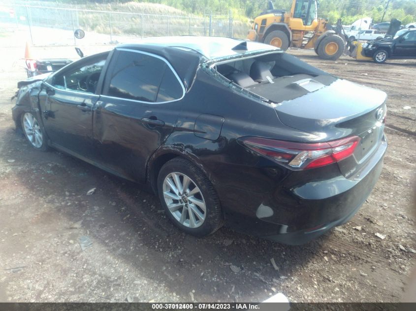2021 TOYOTA CAMRY LE - 4T1C11AK5MU600054