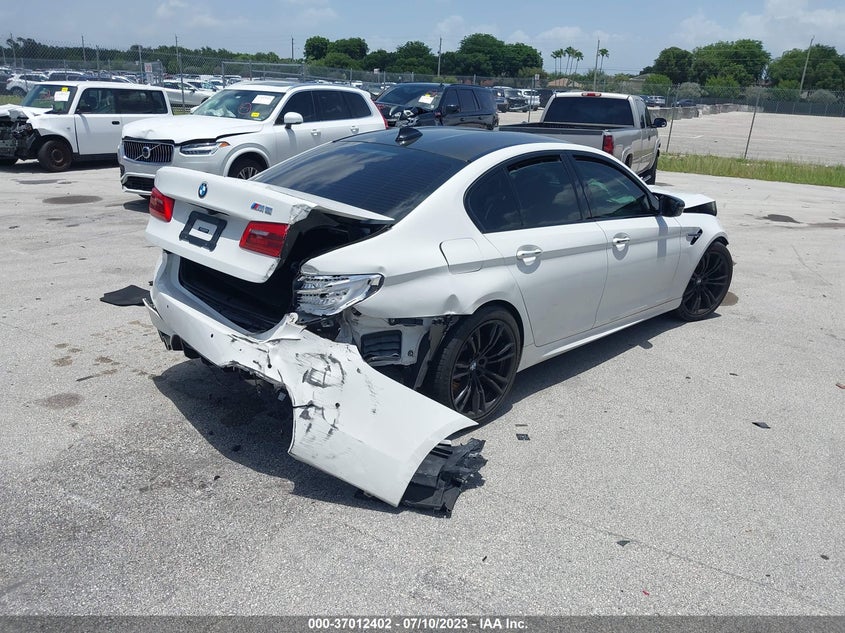 VIN WBSJF0C55JB283973 2018 BMW M5