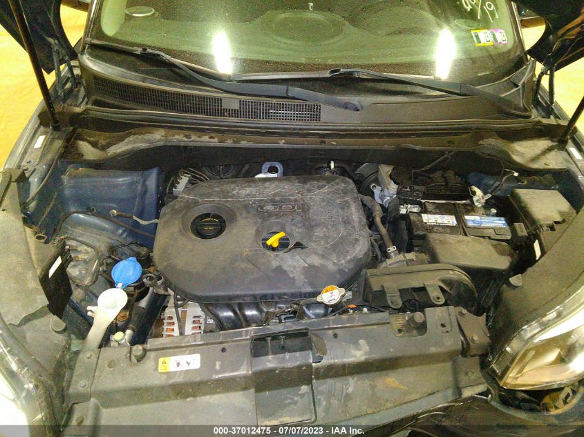 2016 KIA SOUL + - KNDJP3A5XG7373267