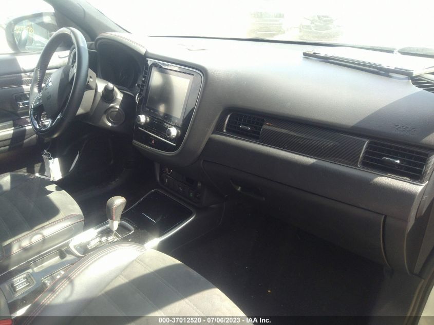 2020 MITSUBISHI OUTLANDER SE/SEL/LE/SP - JA4AD3A32LJ000366