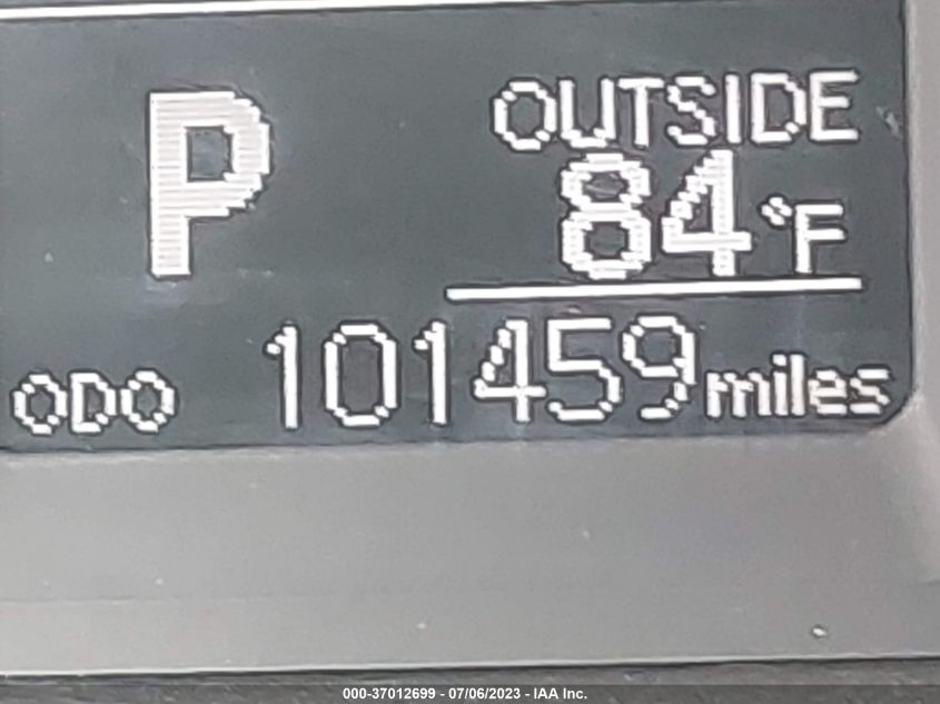 2018 TOYOTA COROLLA L/LE/XLE/SE/XSE - 5YFBURHE8JP828418