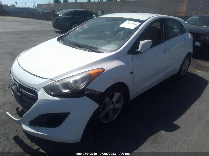 2016 HYUNDAI ELANTRA GT - KMHD35LH4GU257961