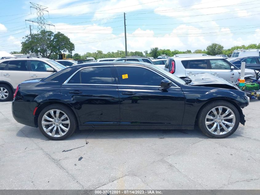 2017 CHRYSLER 300 LIMITED - 2C3CCAAG4HH580161