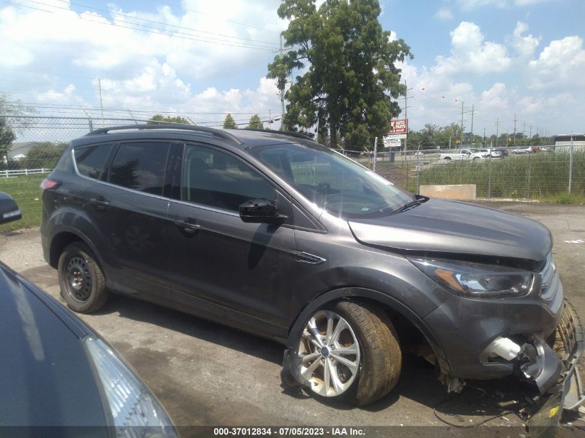 2018 FORD ESCAPE SE - 1FMCU9GD1JUD57398