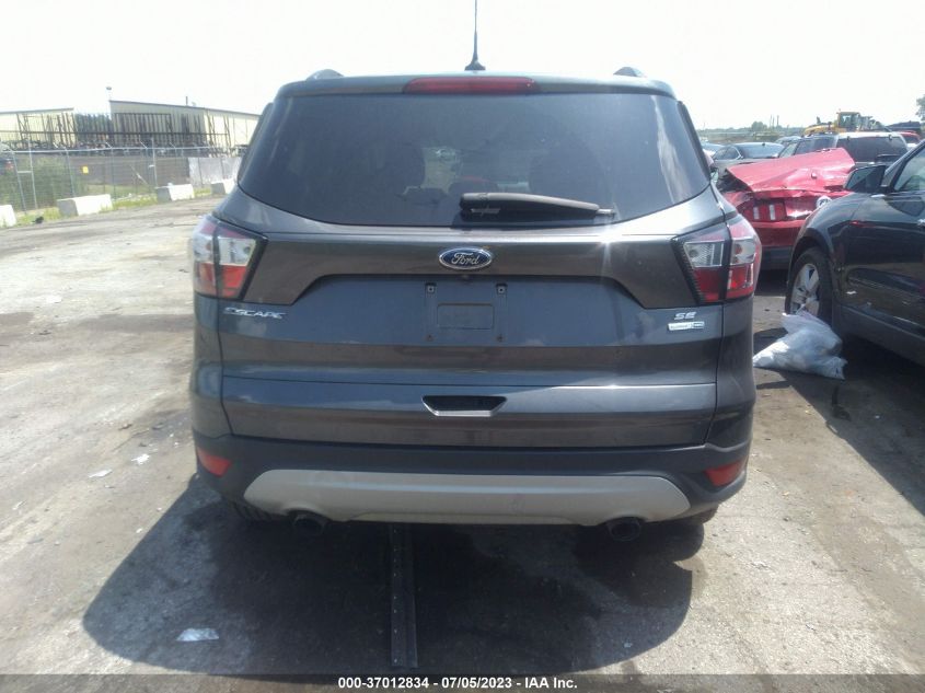 2018 FORD ESCAPE SE - 1FMCU9GD1JUD57398