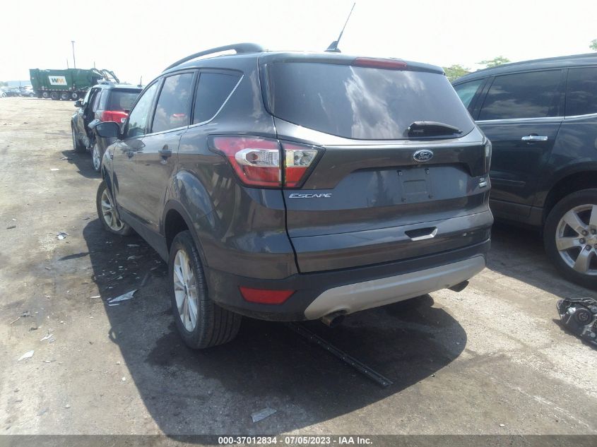 2018 FORD ESCAPE SE - 1FMCU9GD1JUD57398