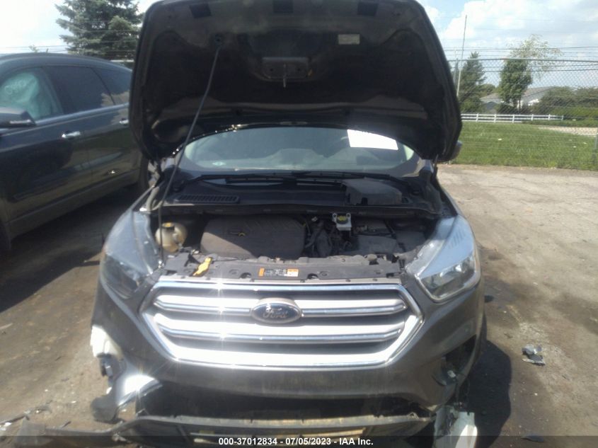 2018 FORD ESCAPE SE - 1FMCU9GD1JUD57398