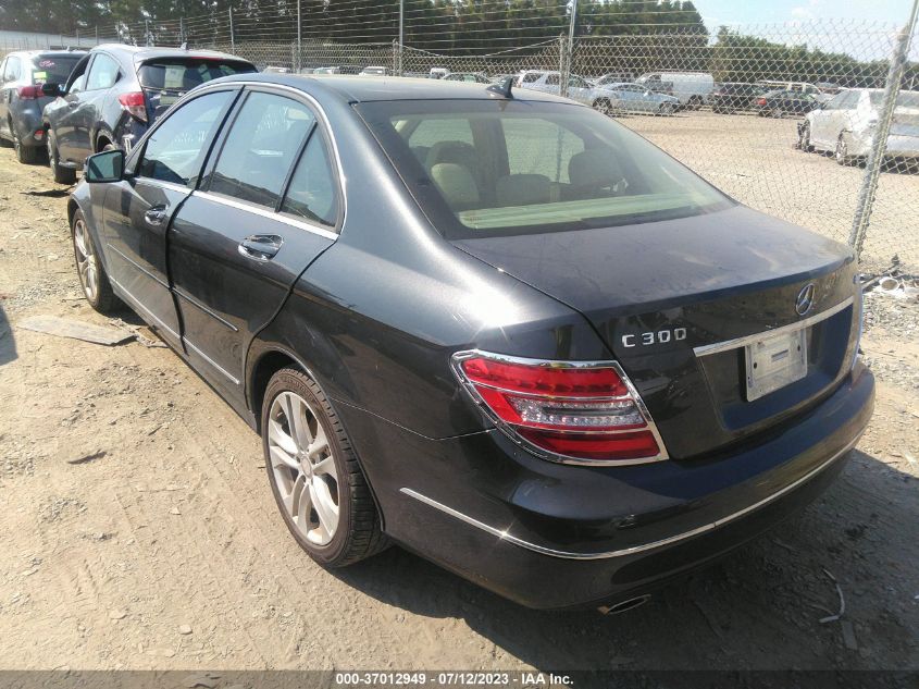 2013 MERCEDES-BENZ C-CLASS C 300 - WDDGF8ABXDR261574