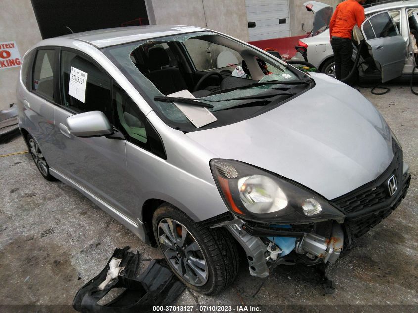 2013 HONDA FIT SPORT - JHMGE8H55DC039393