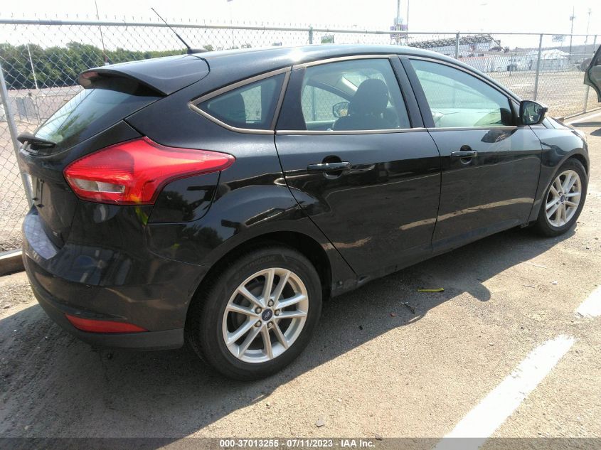 2015 FORD FOCUS SE - 1FADP3K25FL366370
