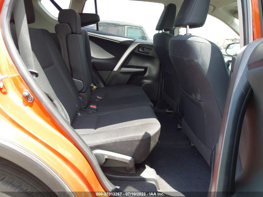2016 TOYOTA RAV4 LE - JTMBFREV7GJ067490