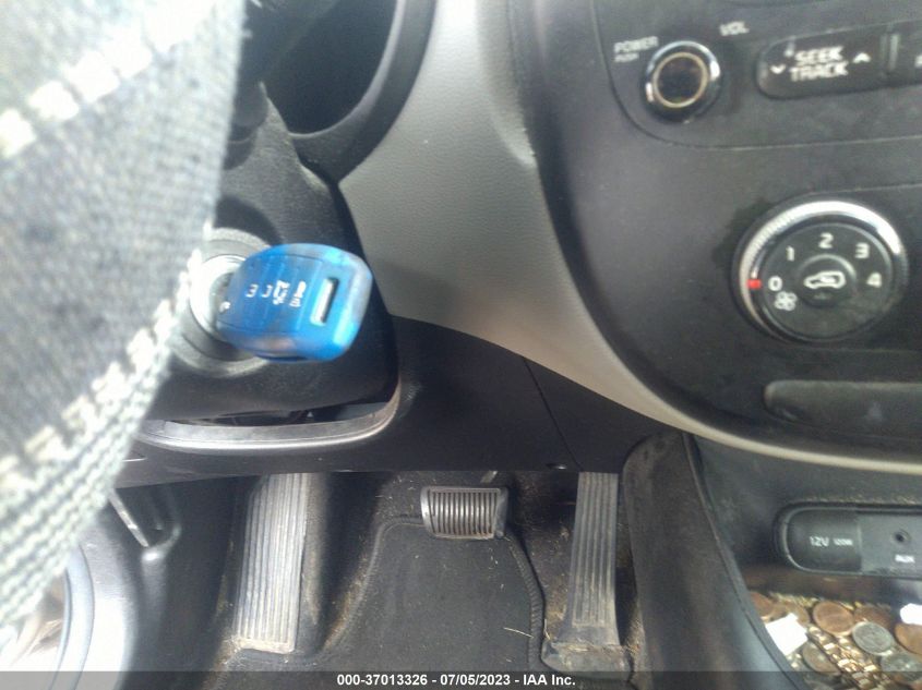 2015 KIA SOUL BASE - KNDJN2A28F7809232
