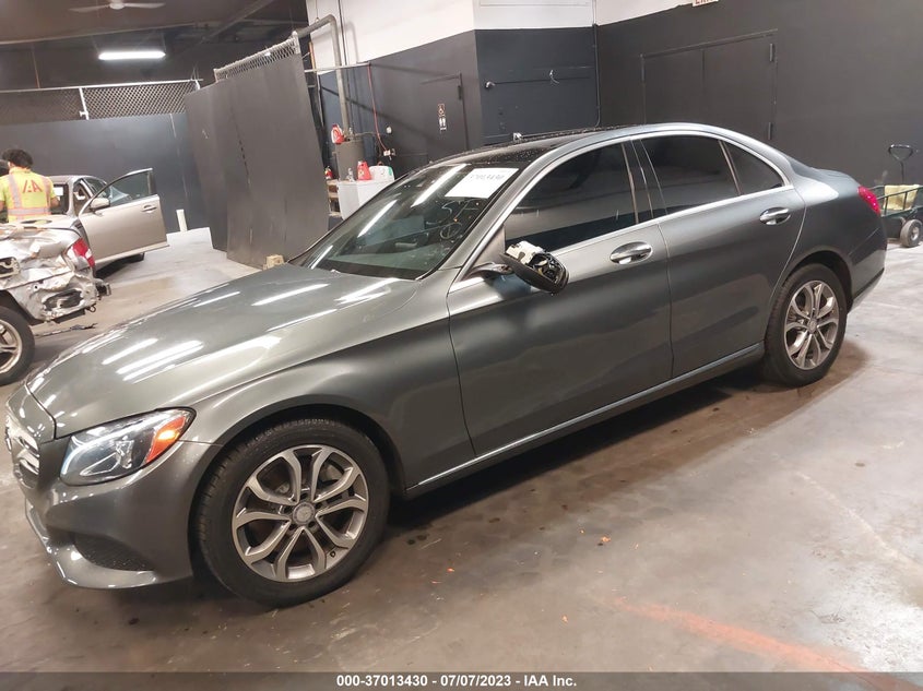 VIN 55SWF4KB9HU205598 2017 MERCEDES-BENZ C-CLASS C 300