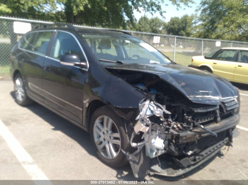 2013 VOLKSWAGEN JETTA SPORTWAGEN TDI - 3VWPL7AJ6DM662770