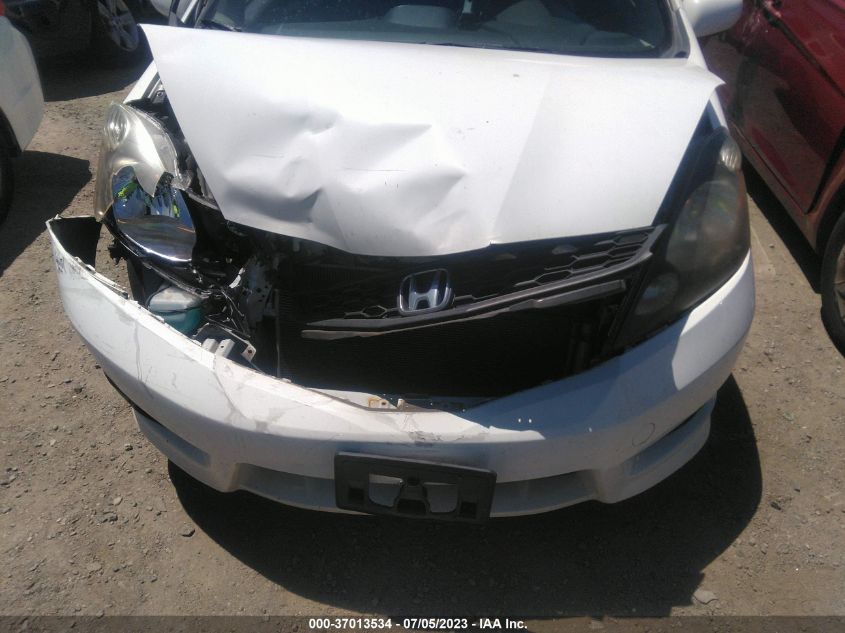 2013 HONDA FIT SPORT - JHMGE8H55DC062575