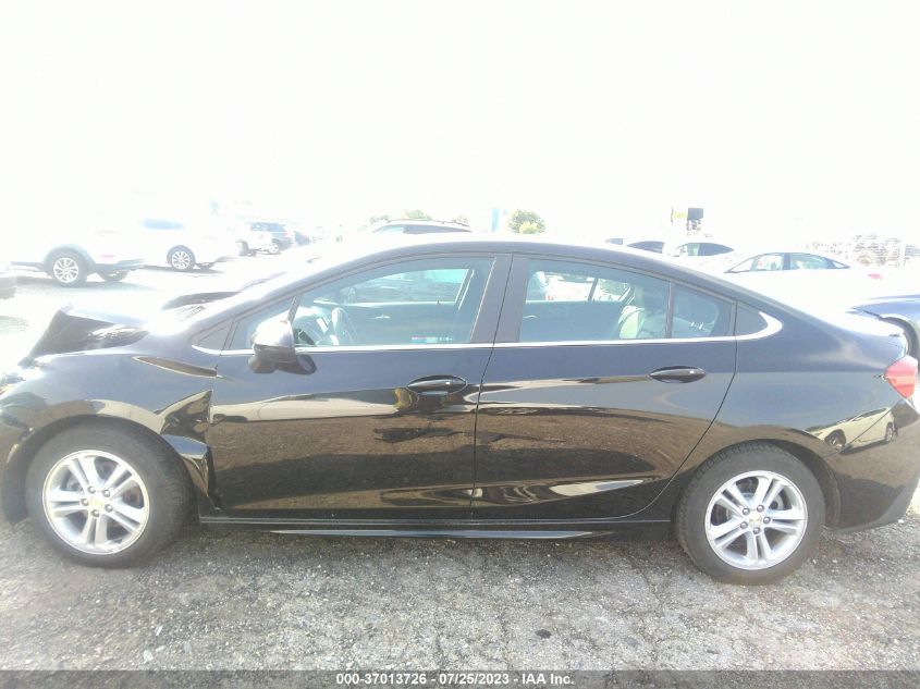 2018 CHEVROLET CRUZE LT - 1G1BE5SMXJ7229665