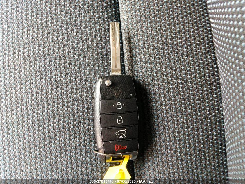 2016 KIA SPORTAGE LX - KNDPBCAC0G7853857
