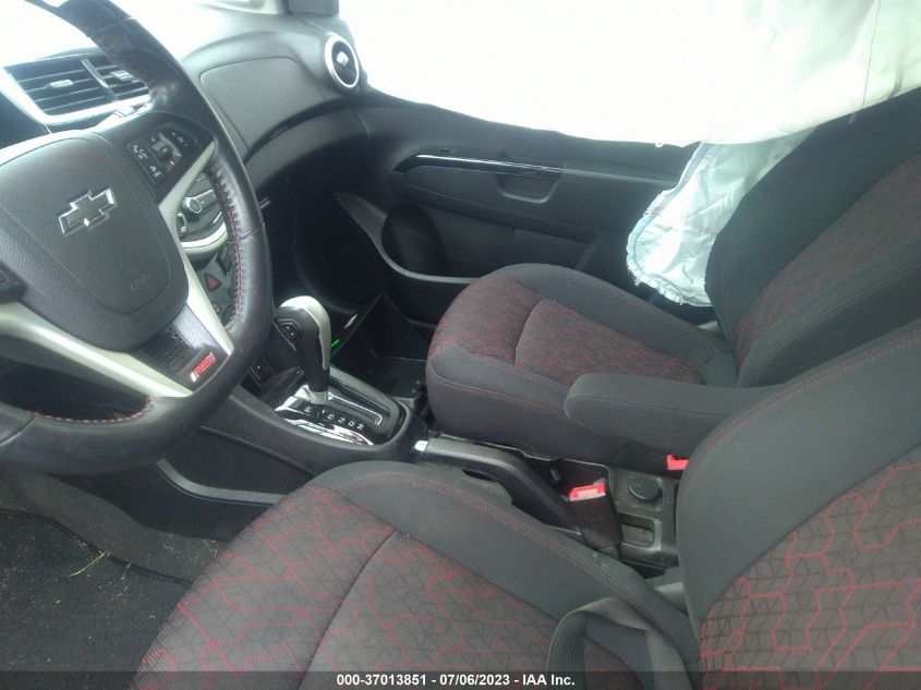 2018 CHEVROLET SONIC LT - 1G1JD6SH6J4140703