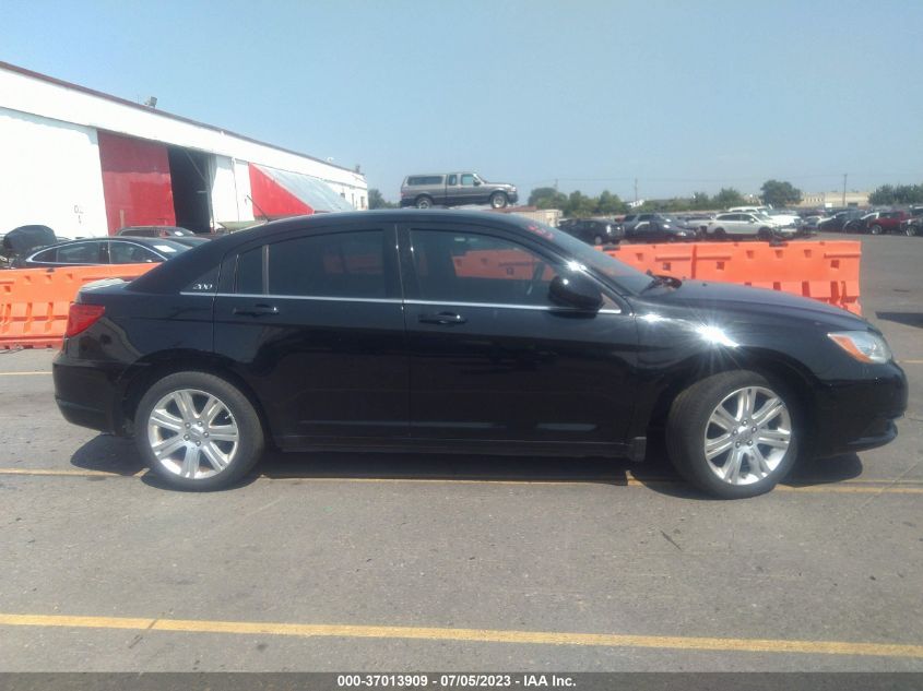 2013 CHRYSLER 200 TOURING - 1C3CCBBB7DN695721