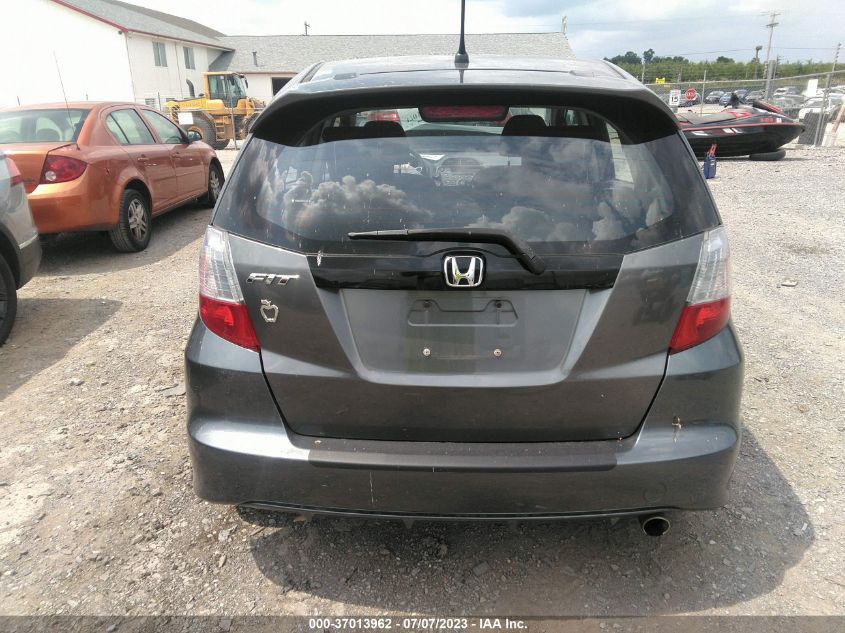 2013 HONDA FIT SPORT - JHMGE8H56DC041332
