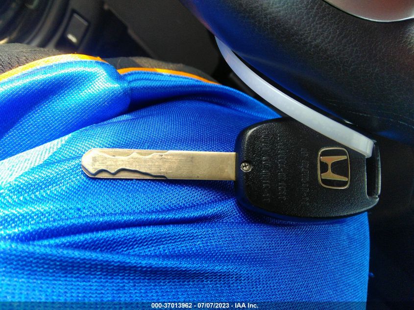 2013 HONDA FIT SPORT - JHMGE8H56DC041332