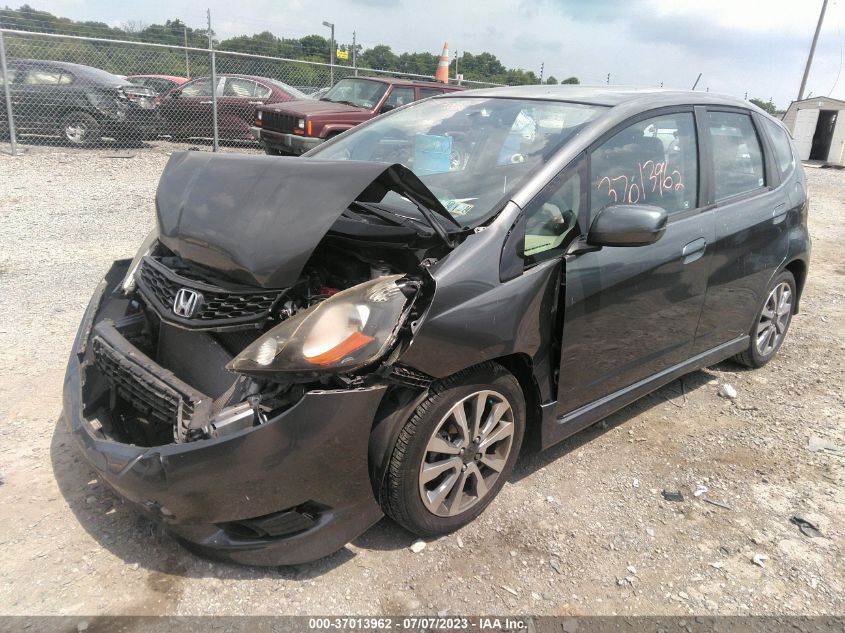 2013 HONDA FIT SPORT - JHMGE8H56DC041332