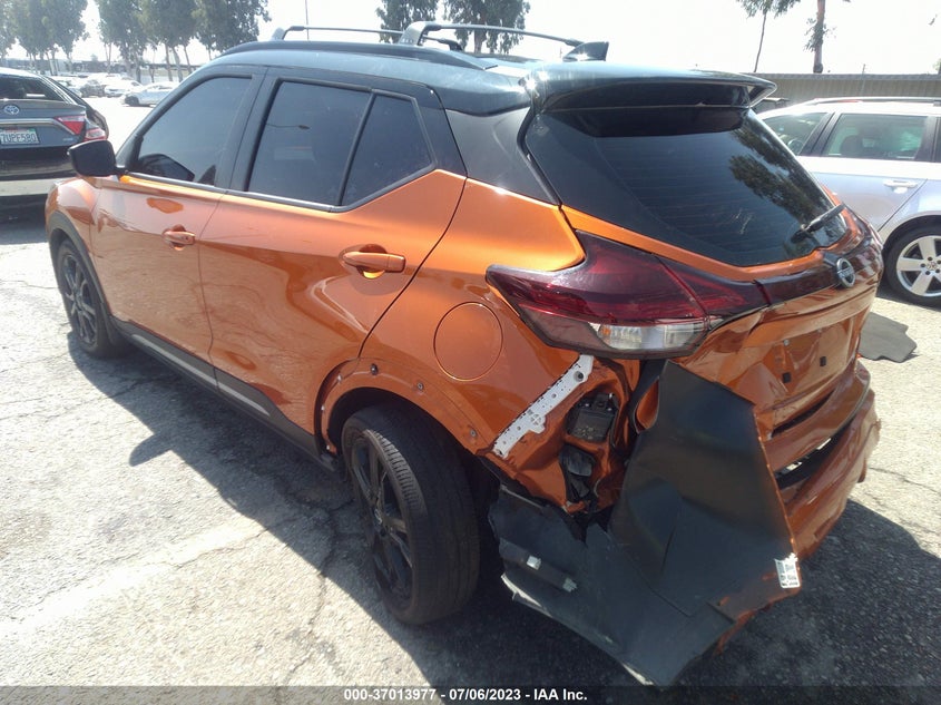 VIN 3N1CP5DV8PL483989 2023 NISSAN KICKS SR