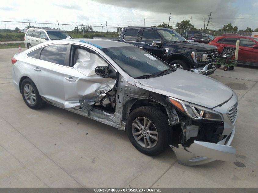 2015 HYUNDAI SONATA 2.4L SE - 5NPE24AF6FH135053