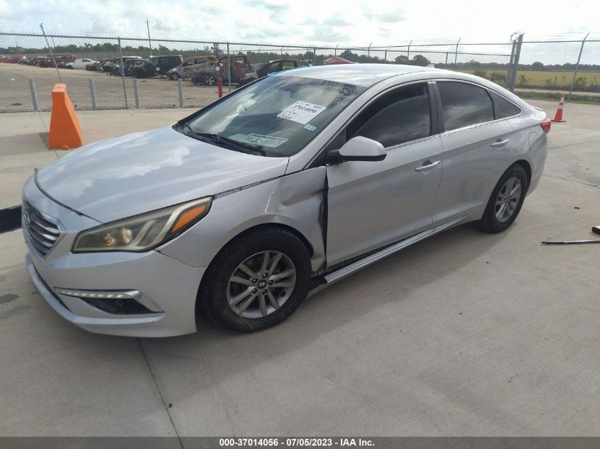 2015 HYUNDAI SONATA 2.4L SE - 5NPE24AF6FH135053