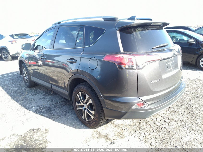VIN 2T3ZFREV1JW473952 2018 TOYOTA RAV4 LE