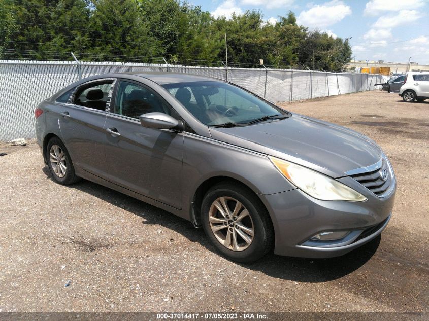 2013 HYUNDAI SONATA GLS PZEV - 5NPEB4AC5DH566194