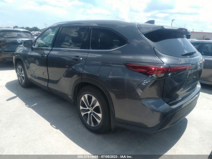 2022 TOYOTA HIGHLANDER XLE - 5TDGZRBH9NS571941