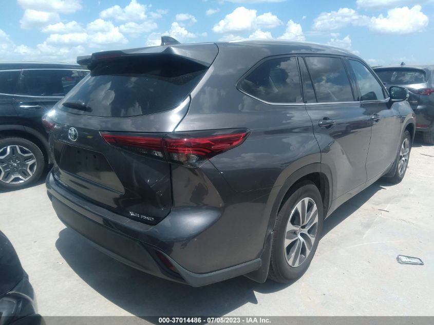 2022 TOYOTA HIGHLANDER XLE - 5TDGZRBH9NS571941