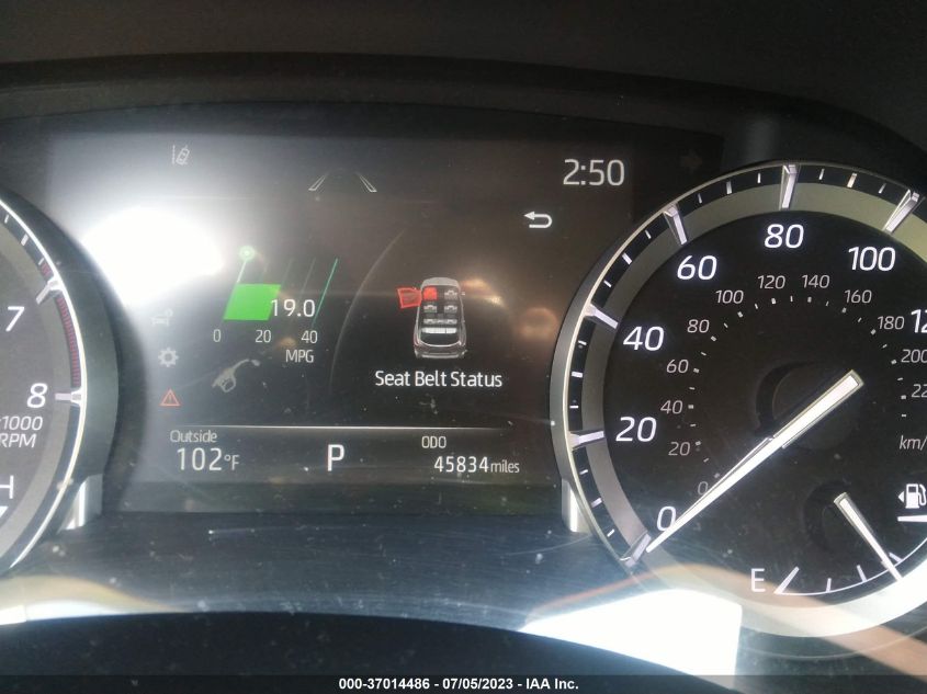 2022 TOYOTA HIGHLANDER XLE - 5TDGZRBH9NS571941
