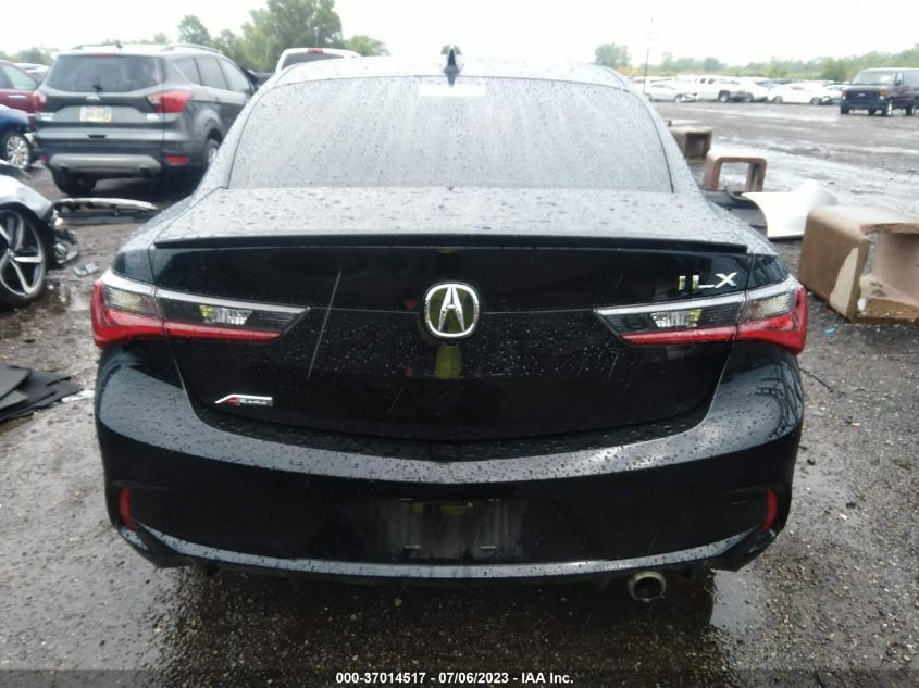 19UDE2F81LA011374 Acura ILX PKG 17