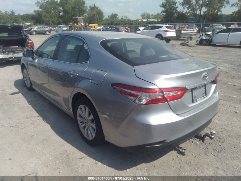 2018 TOYOTA CAMRY LE/SE/XLE/L - 4T1B11HK3JU599838